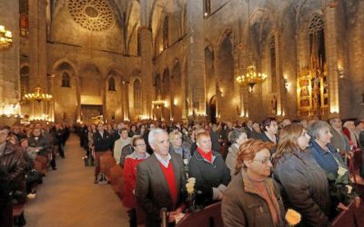 Més d’un miler de persones assisteixen a la missa commemorativa dels 10 anys del Tanatori Ronda de Dalt