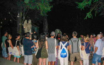 Èxit de la visita nocturna teatralitzada al cementiri municipal de Terrassa