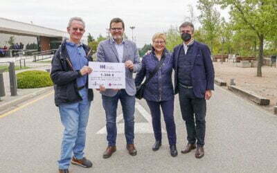  Funerària de Terrassa lliura la recaptació del cicle «El cinema i la mort» 
