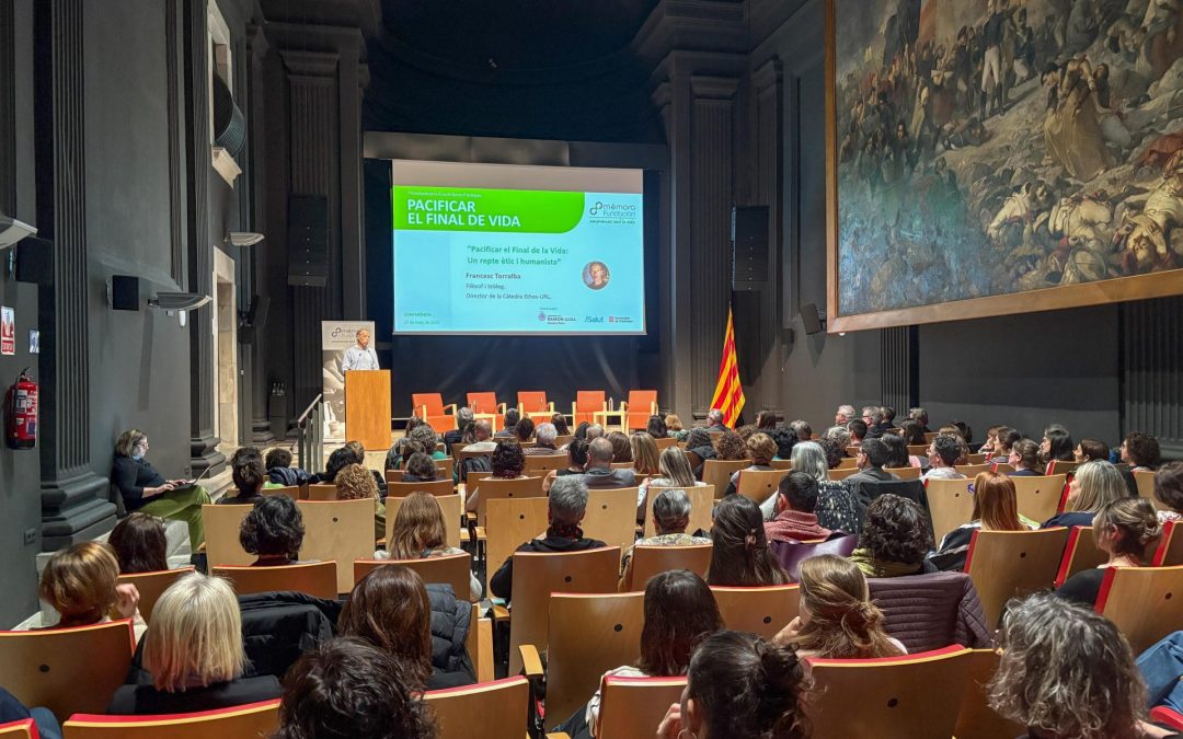 La Fundació Mémora reuneix més de 200 persones a Girona per reflexionar sobre la vida i la mort